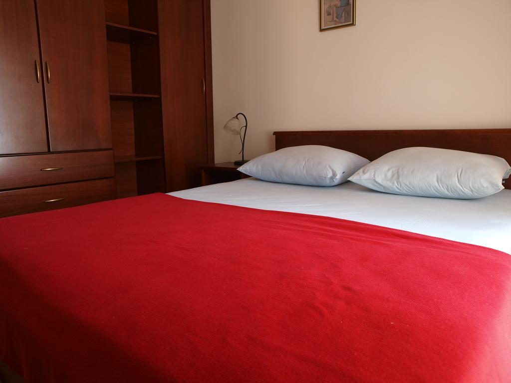 Apartments Obala Dragovic Petrovac Rum bild