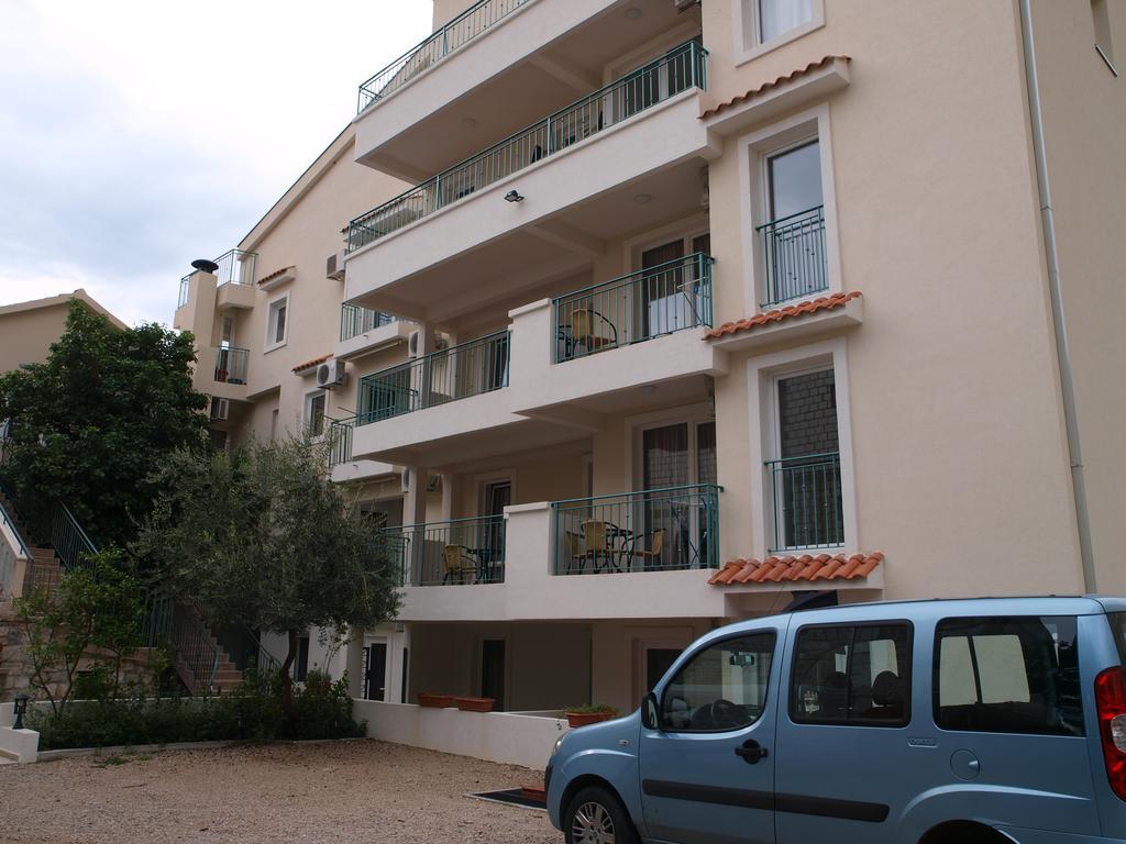 Apartments Obala Dragovic Petrovac Exteriör bild